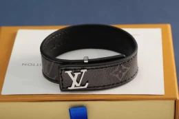 louis vuitton lv bracelets s_127062b